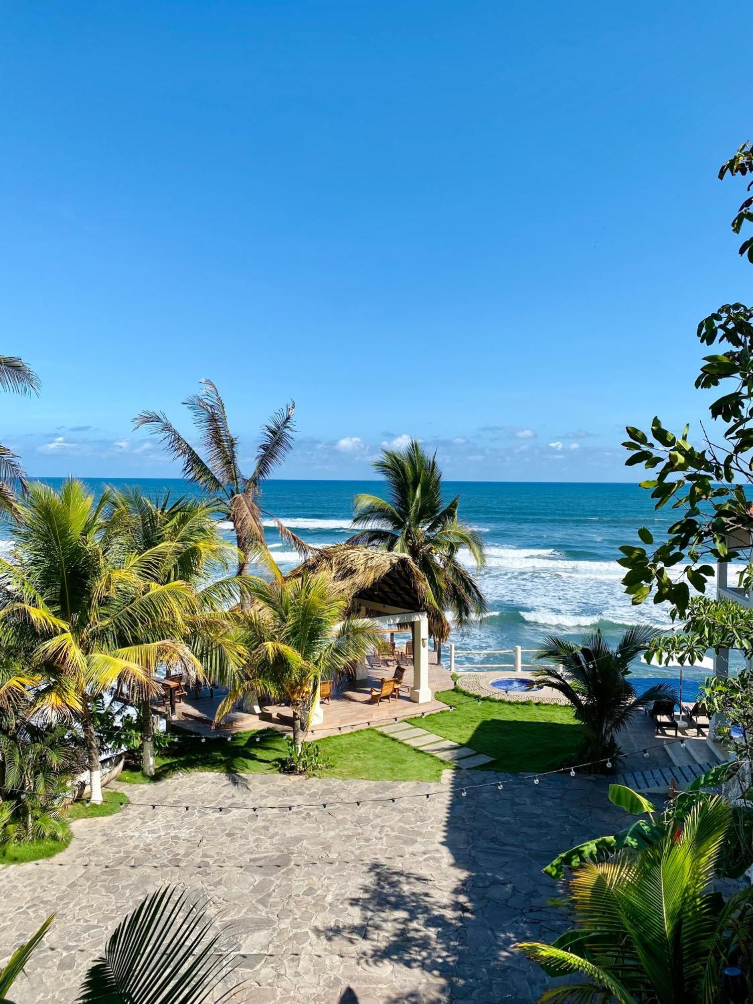 Vista Las Olas Resort El Cuco Bagian luar foto